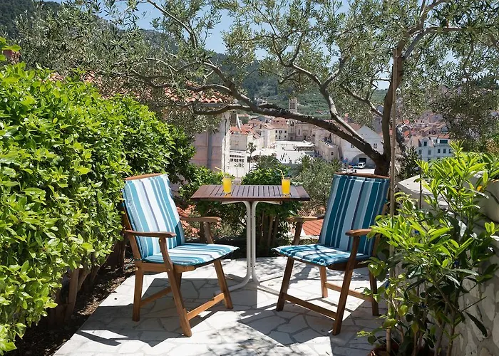Olive Tree Apartman Hvar Town
