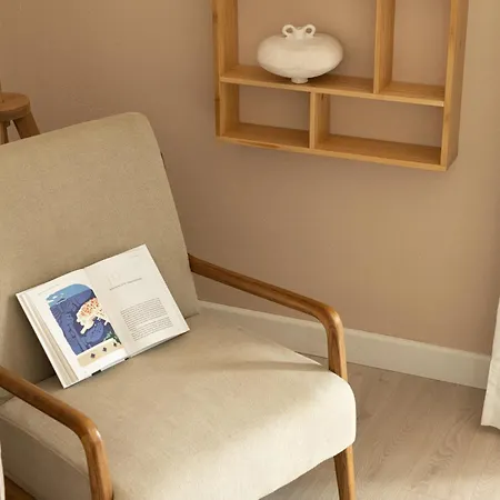 Olive Tree Apartment *